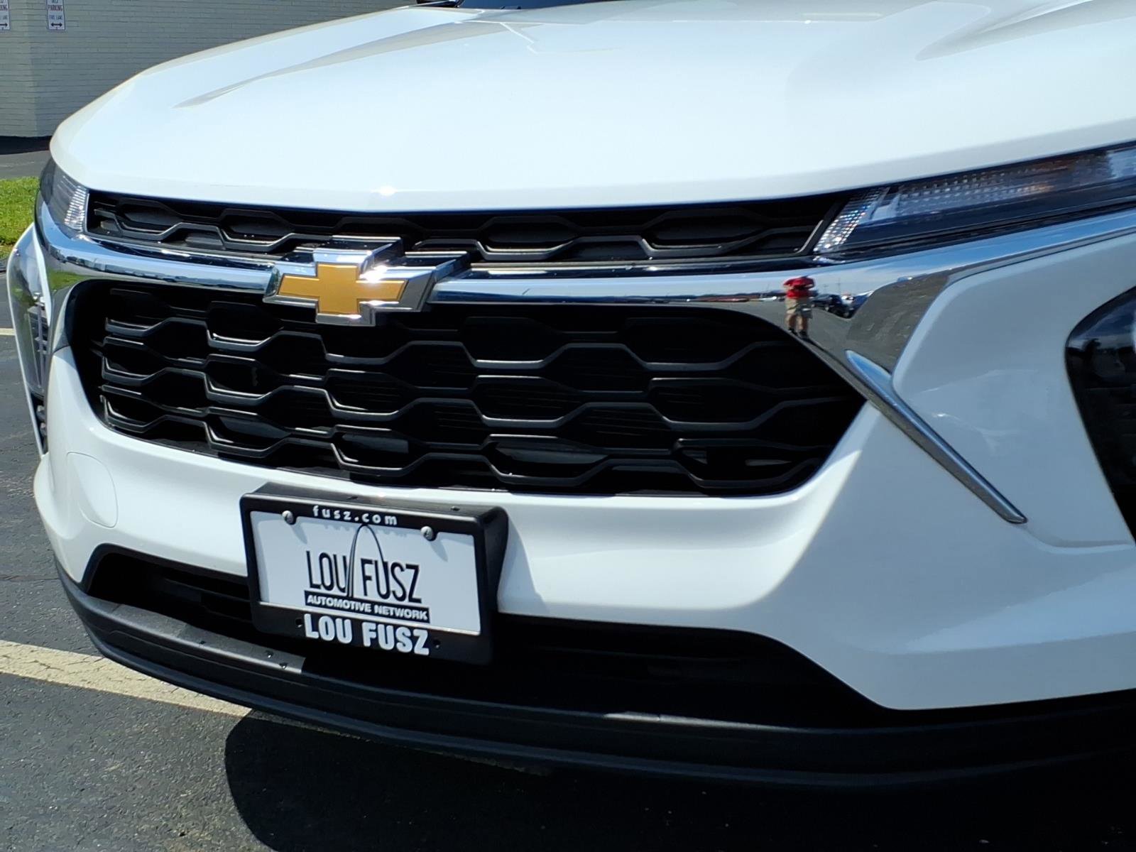 Used 2024 Chevrolet Trax LS FWD image 33