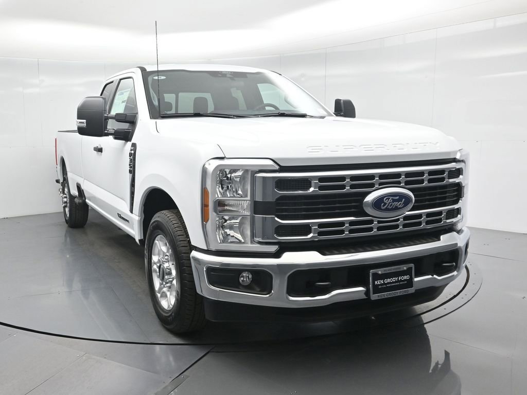 New 2026 Ford F350 XLT image 46
