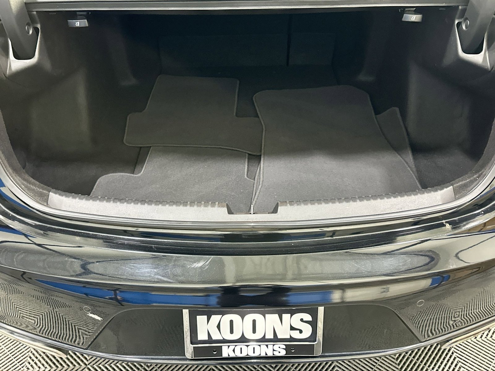 Used 2022 Acura TLX w/ Technology Package image 36