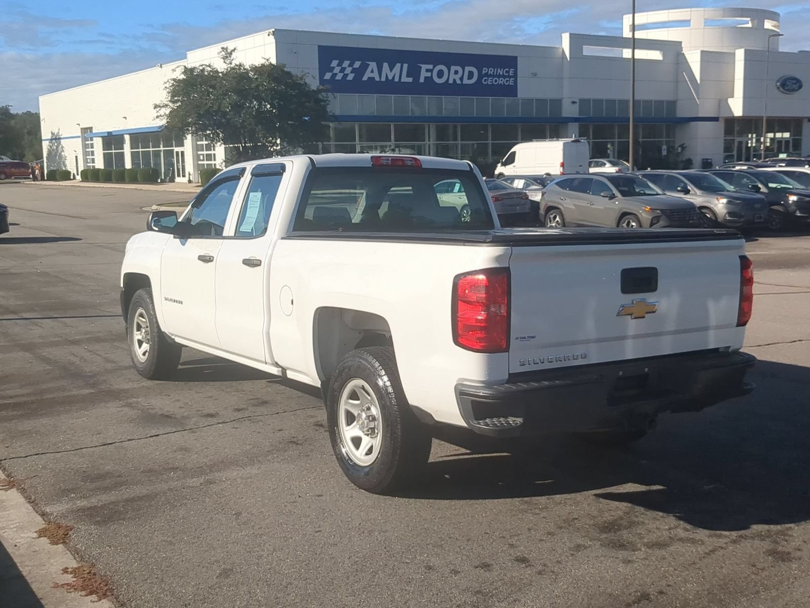Used 2016 Chevrolet Silverado 1500 W/T w/ Trailering Package RWD image 5