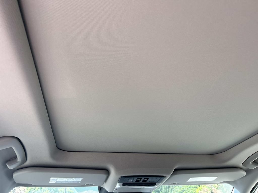 New 2026 Nissan Rogue Dark Armor AWD/4WD image 25