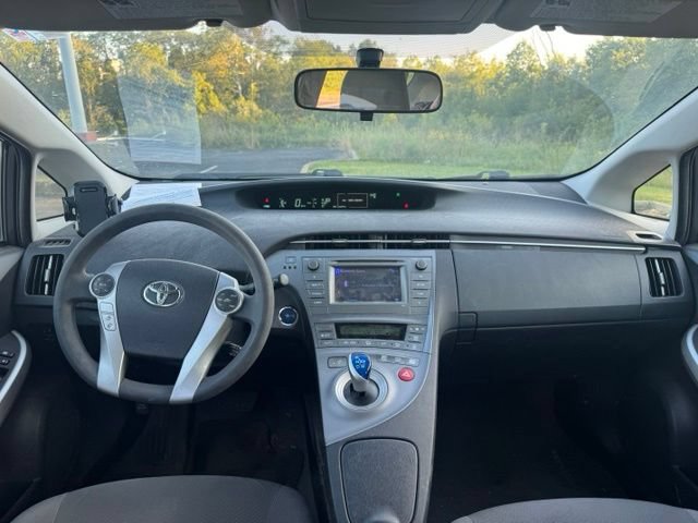 Used 2015 Toyota Prius Two FWD image 16