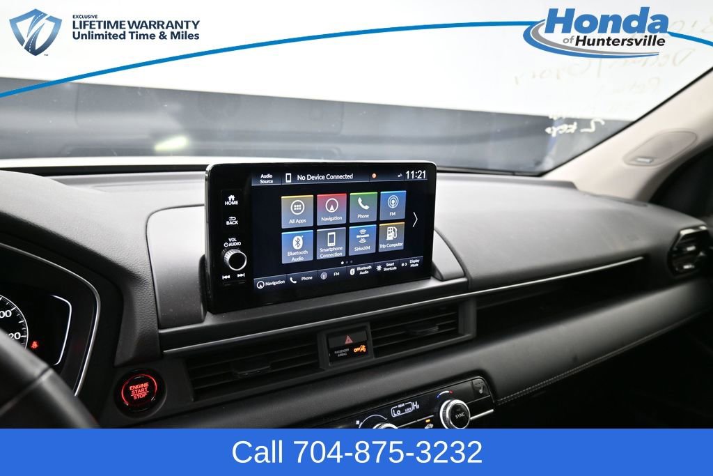 Used 2023 Honda Pilot Touring image 19
