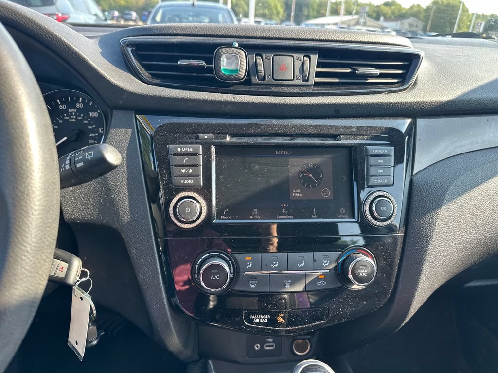 Used 2019 Nissan Rogue Sport AWD image 13