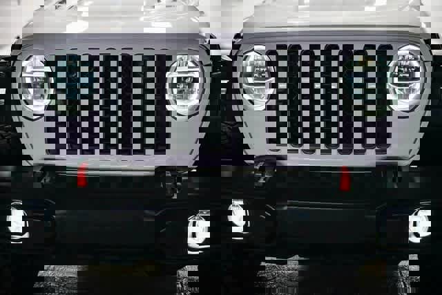 Used 2020 Jeep Gladiator Rubicon image 5