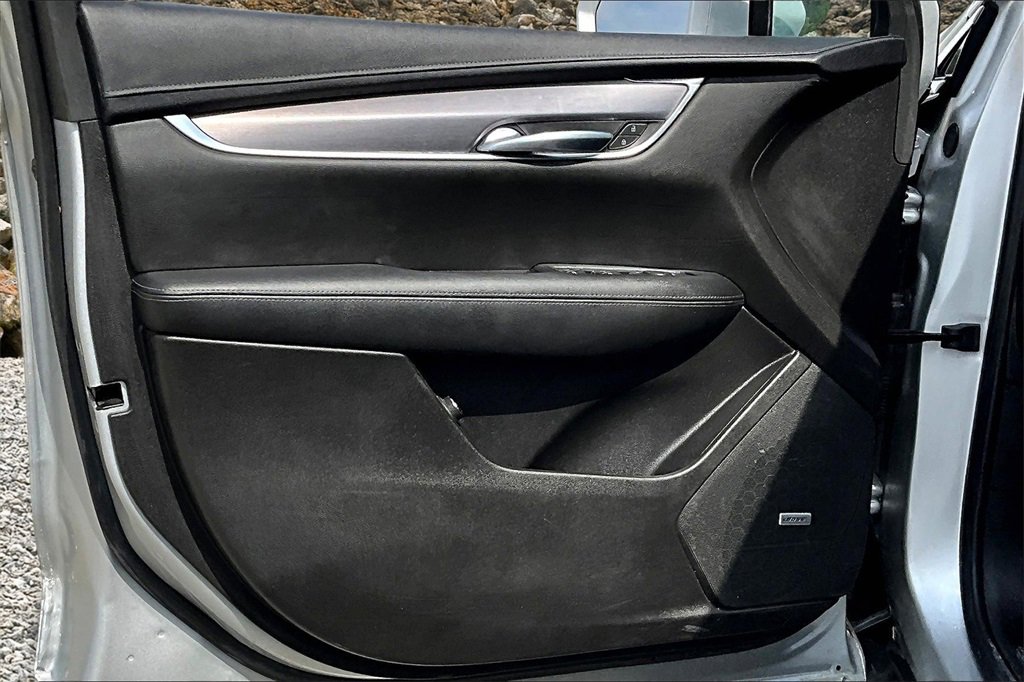 Used 2020 Cadillac XT5 Luxury w/ LPO, Floor Liner Package image 21