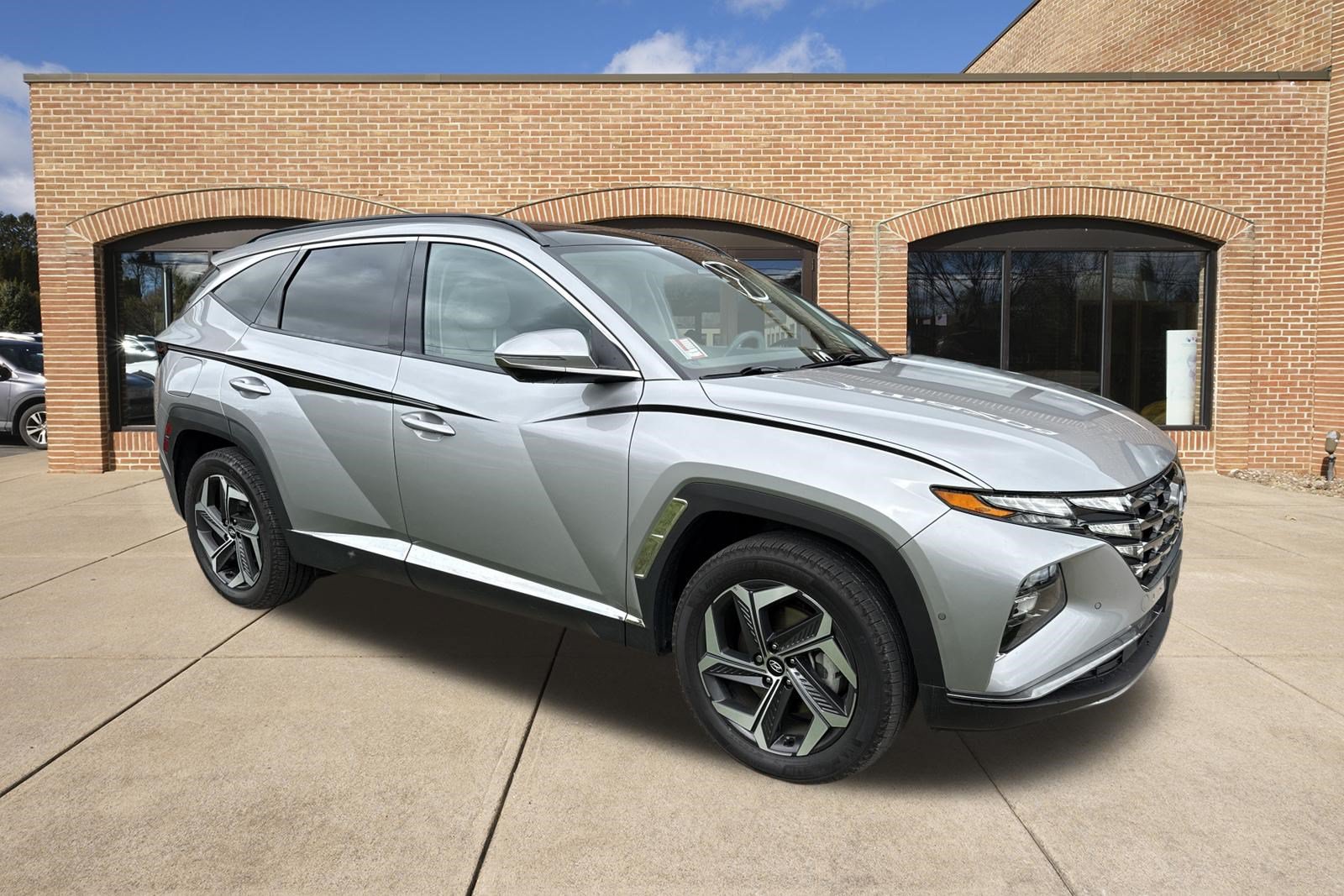 Used 2022 Hyundai Tucson Limited w/ Cargo Package