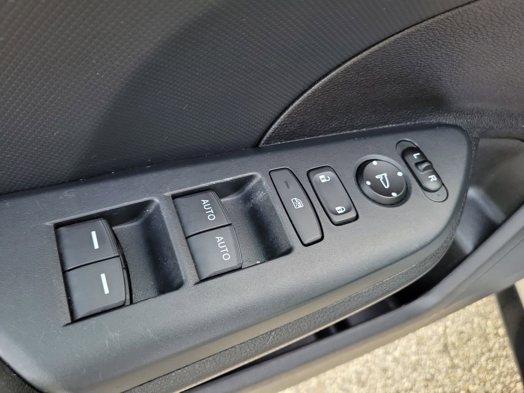 Used 2019 Honda Civic Sport image 19