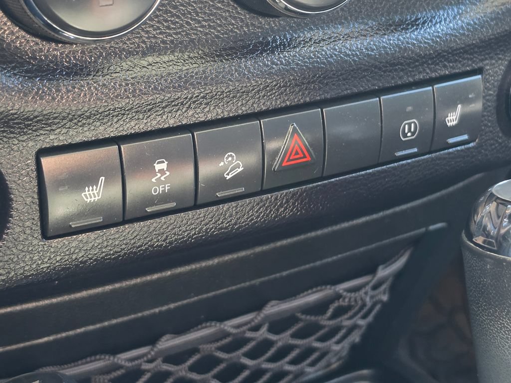 Used 2014 Jeep Wrangler Unlimited Sahara w/ Max Tow Package AWD/4WD image 20