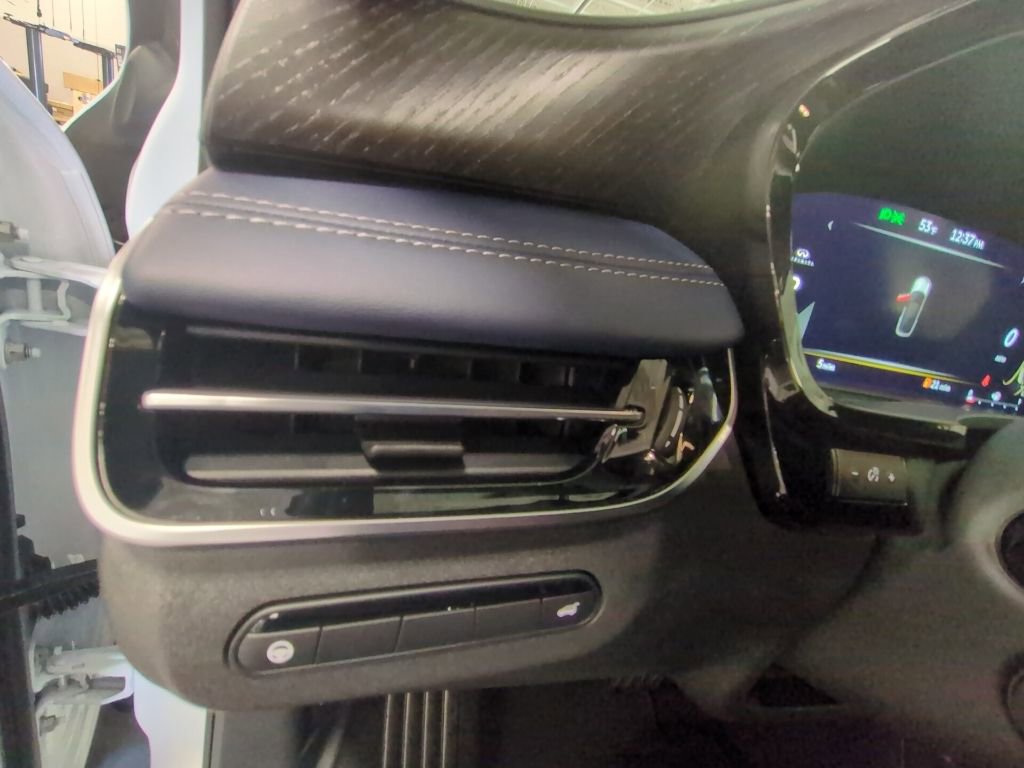 New 2026 INFINITI QX60 Sport w/ Dark Cargo Package image 13