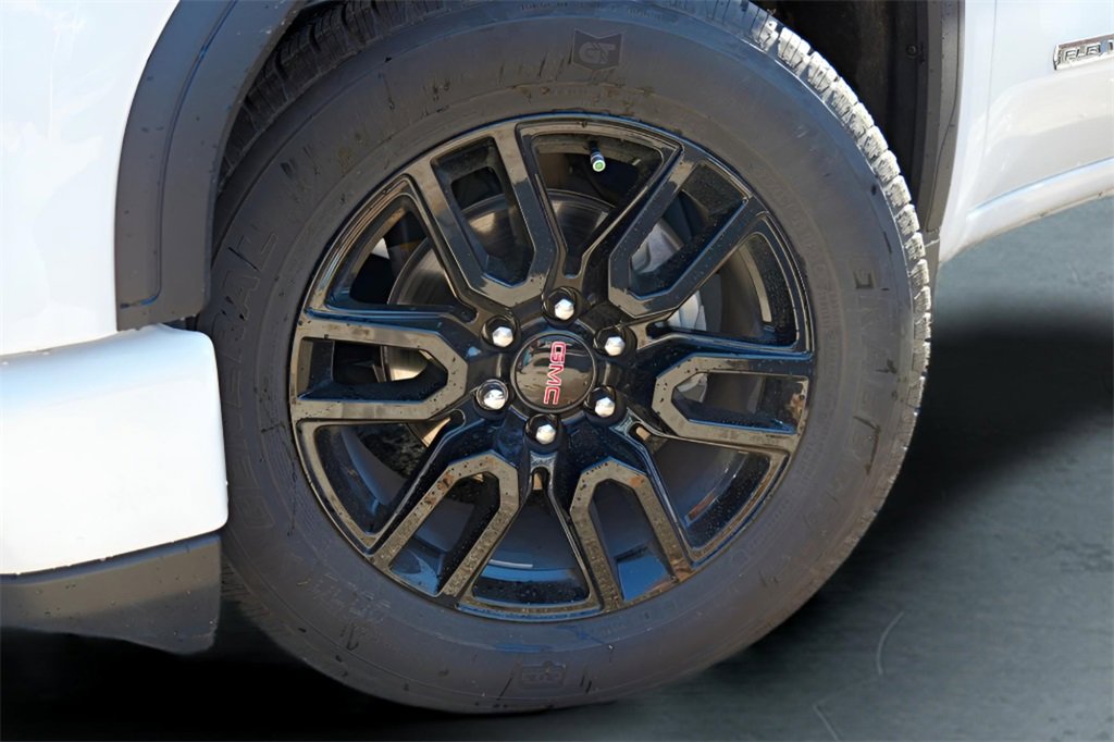 New 2025 GMC Sierra 1500 Elevation image 2