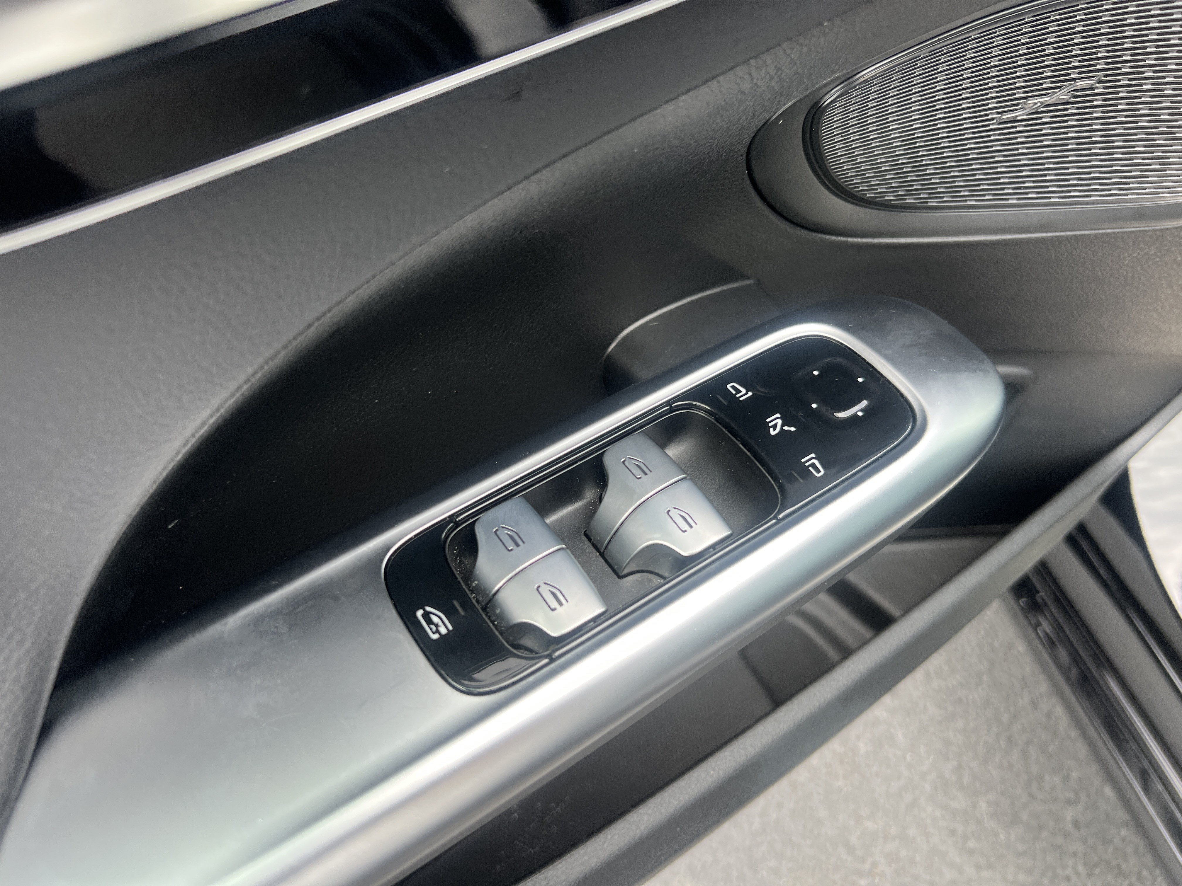 Certified 2025 Mercedes-Benz C 300 4MATIC Sedan image 16
