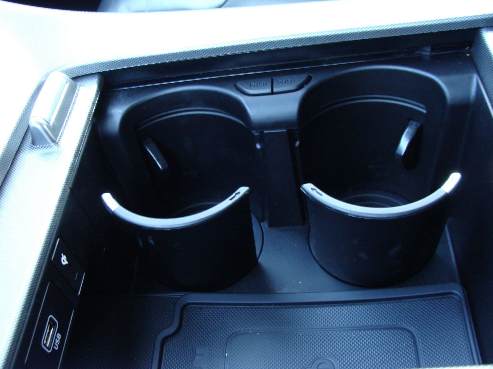 Used 2022 Hyundai Palisade Limited w/ Cargo Package image 32