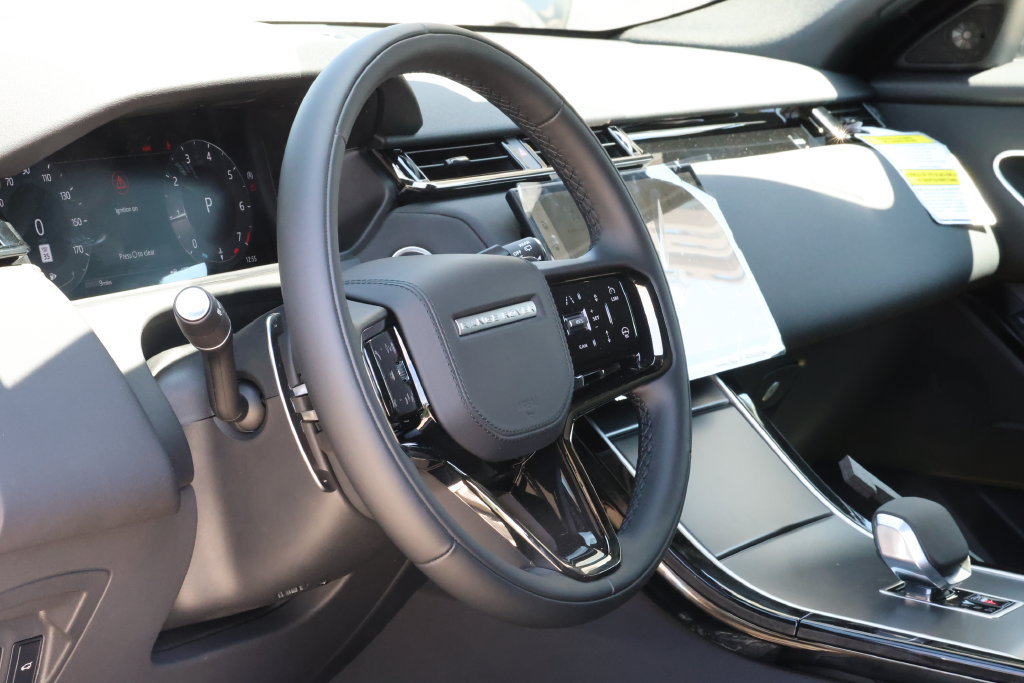 New 2026 Land Rover Range Rover Velar S AWD/4WD image 10