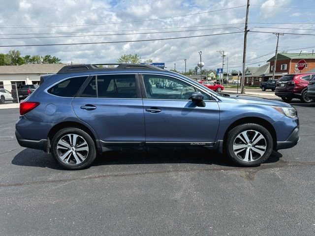 Used 2018 Subaru Outback 2.5i Limited AWD/4WD image 9