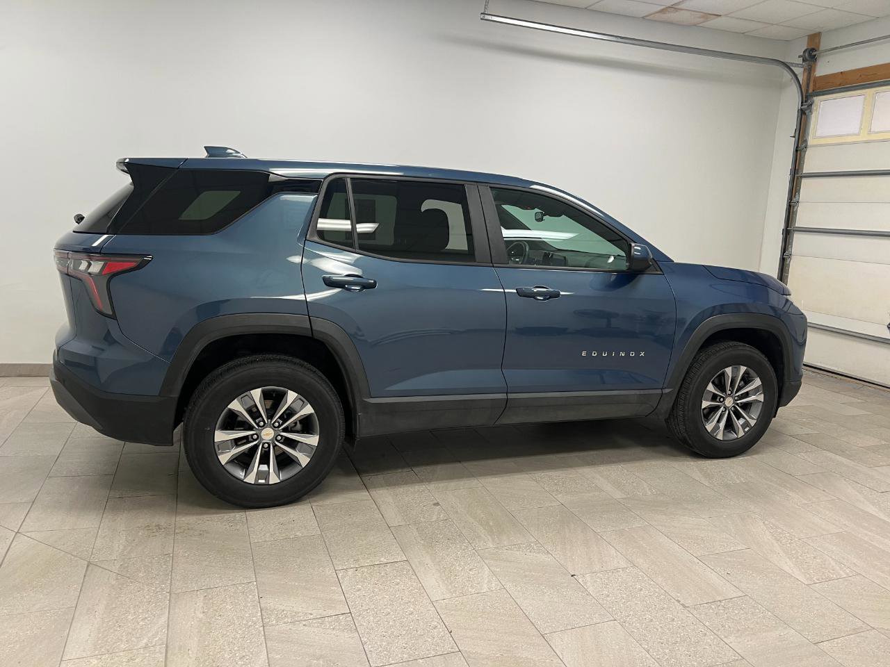 Used 2025 Chevrolet Equinox LT image 14