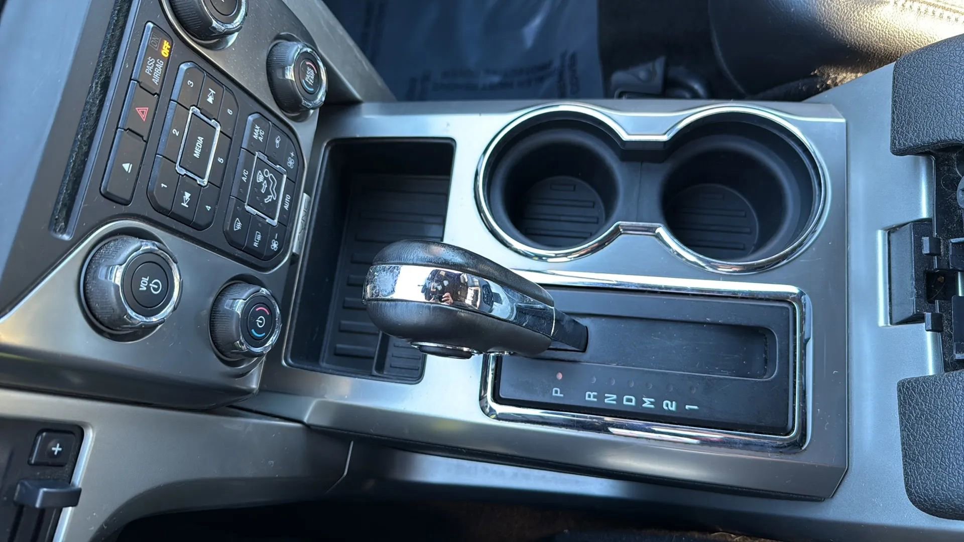 Used 2014 Ford F150 FX4 w/ Equipment Group 402A Luxury image 37