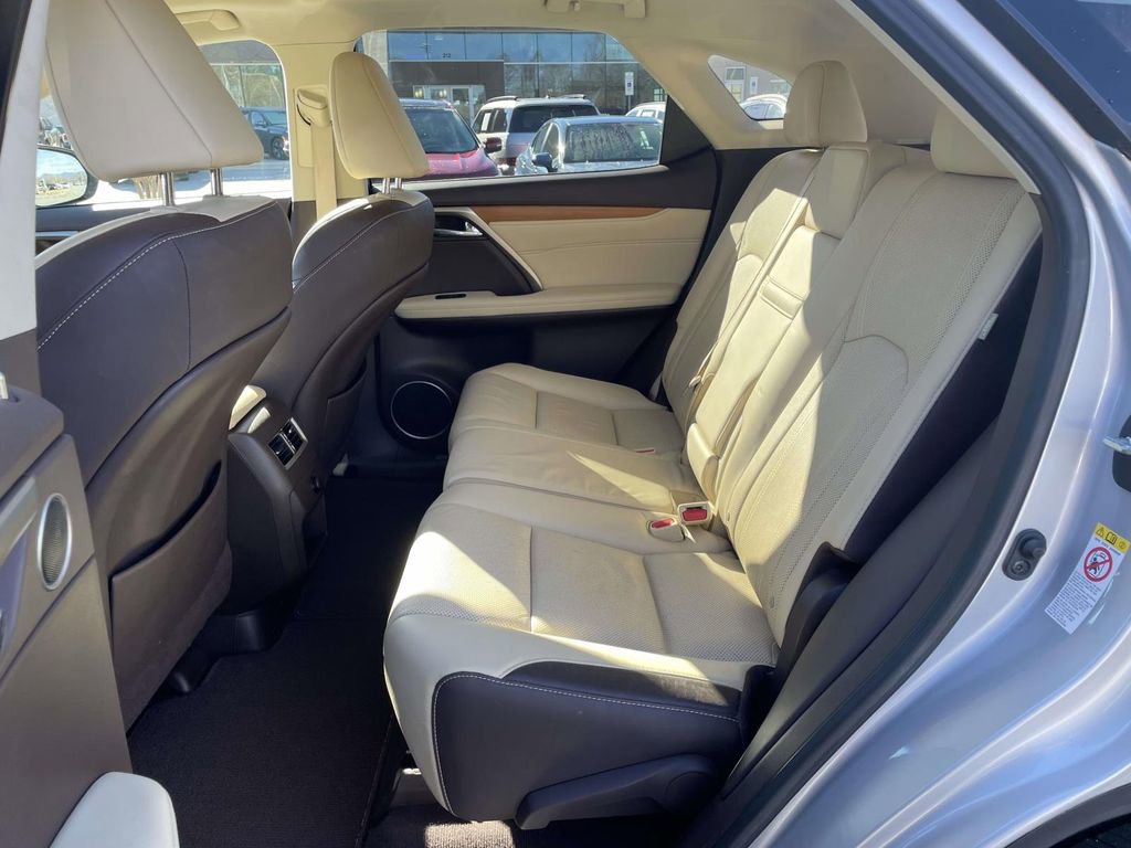 Used 2017 Lexus RX 350 FWD image 3