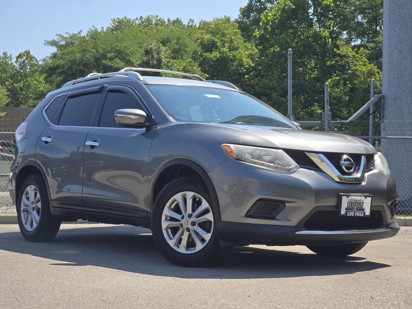 Used 2015 Nissan Rogue SV