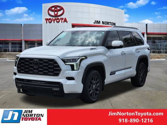 Used 2024 Toyota Sequoia Platinum AWD/4WD image 3