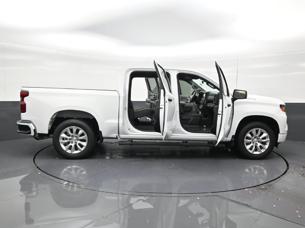Used 2024 Chevrolet Silverado 1500 Custom RWD image 28
