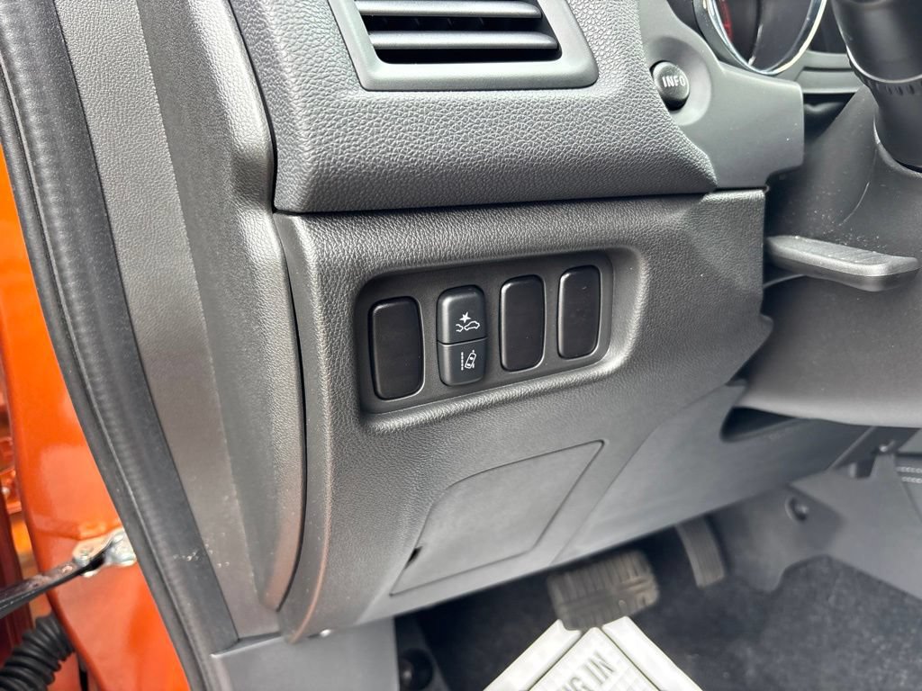 Used 2024 Mitsubishi Outlander Sport ES AWD/4WD image 17