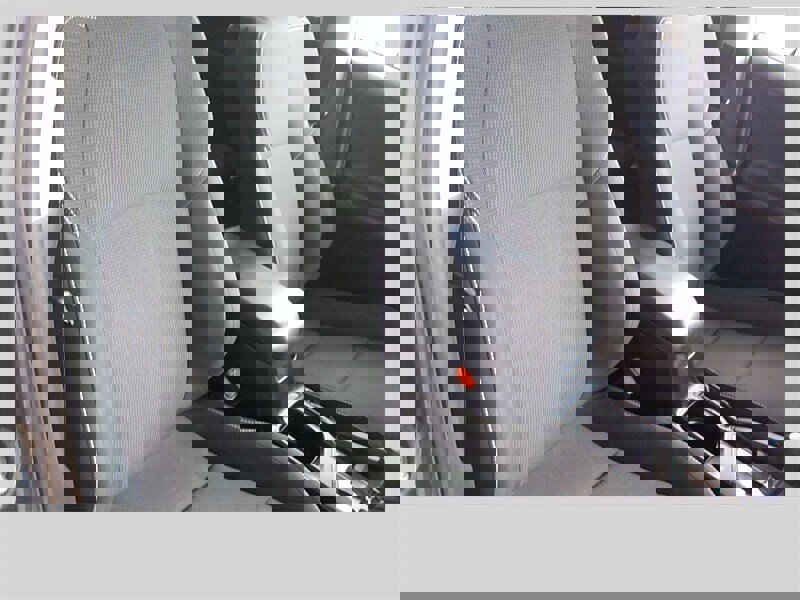 Used 2018 Toyota RAV4 XLE image 34