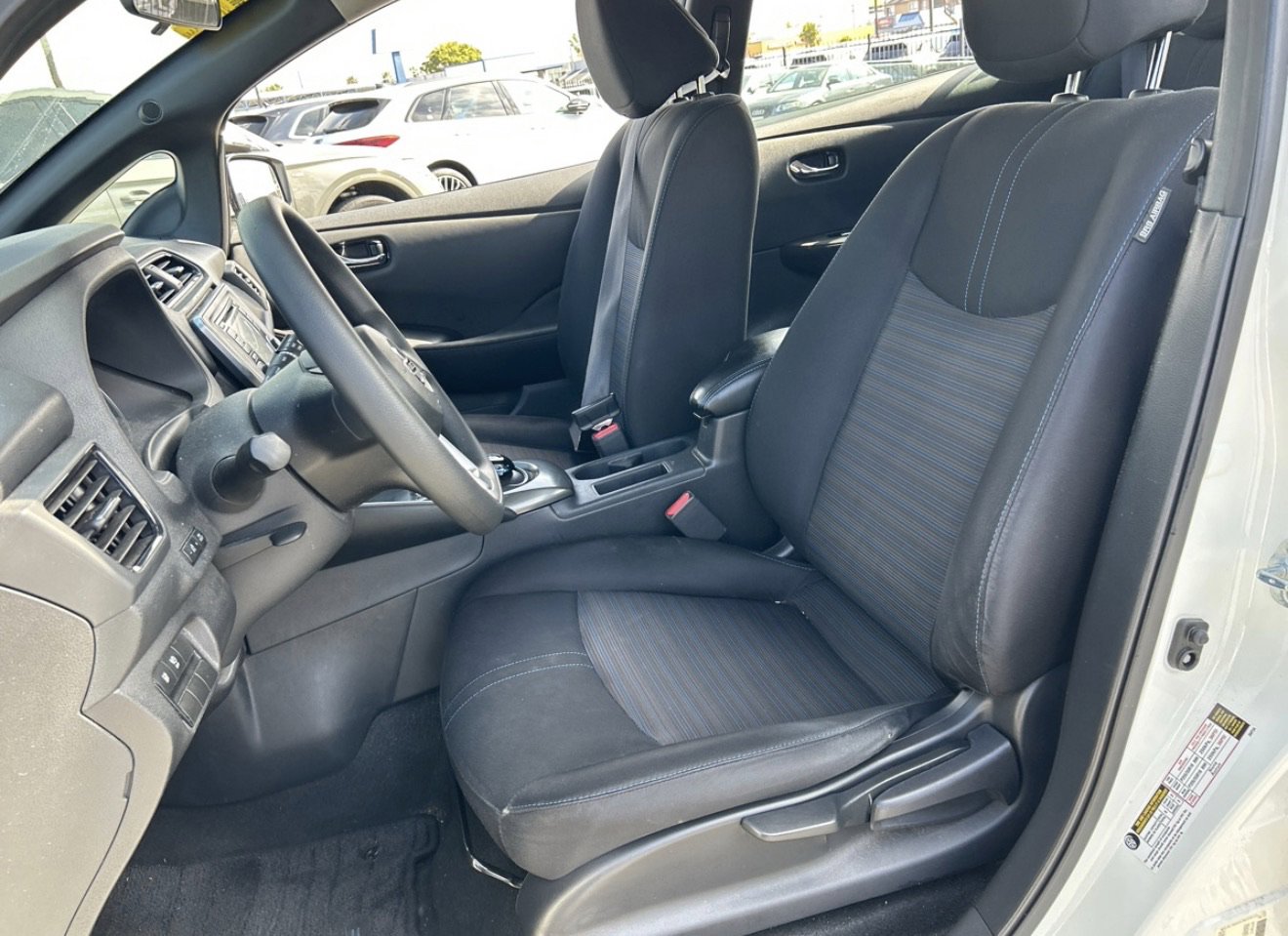 Used 2018 Nissan Leaf S w/ S Charge Package FWD image 9