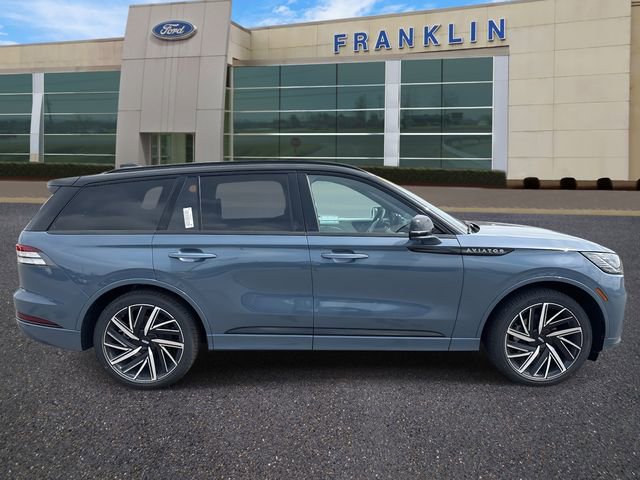 New 2025 Lincoln Aviator Black Label w/ Black Label Special Edition image 8