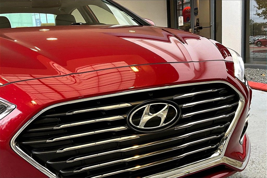 Used 2018 Hyundai Sonata Limited image 28