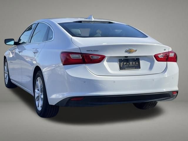 Used 2024 Chevrolet Malibu LT image 3