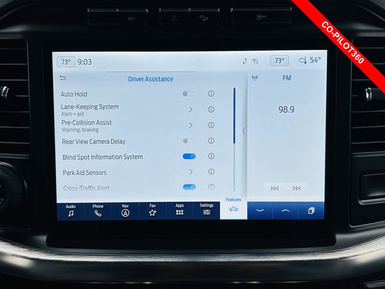 Used 2022 Ford F150 Lariat image 9