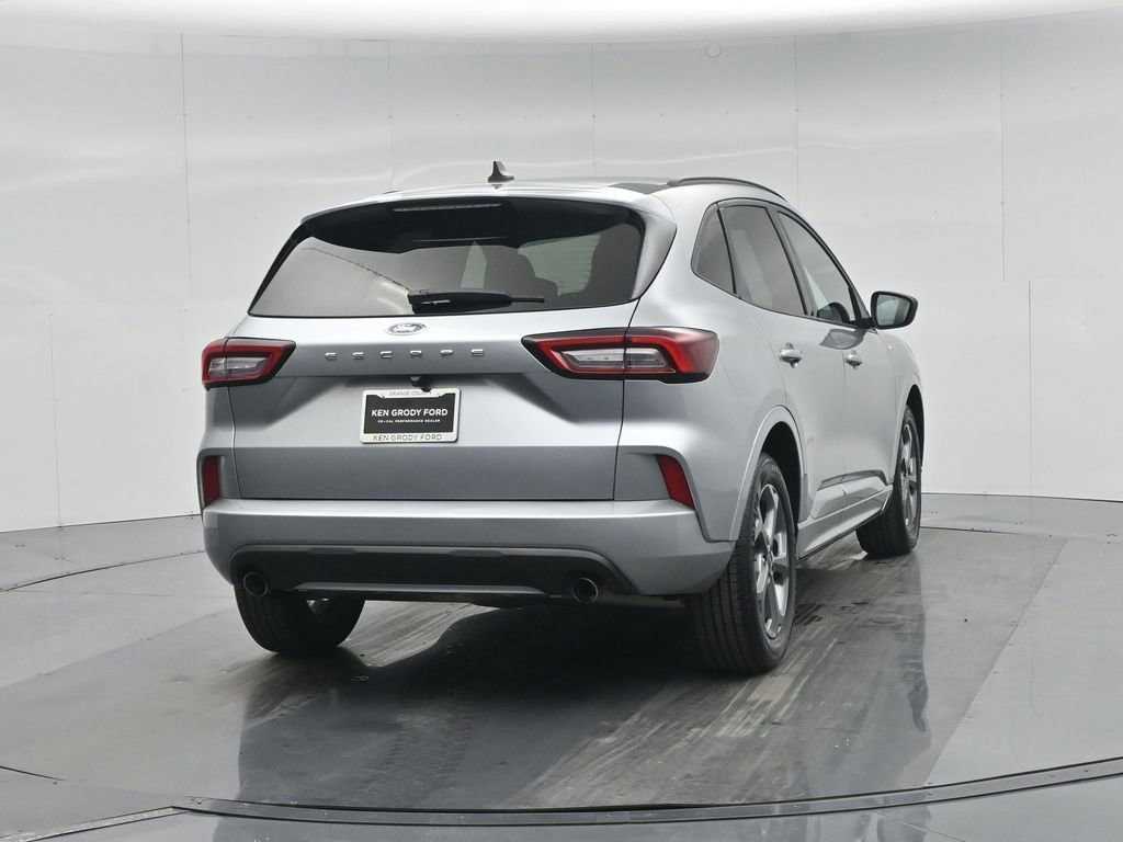 Certified 2024 Ford Escape ST-Line w/ Cold Weather Package image 58