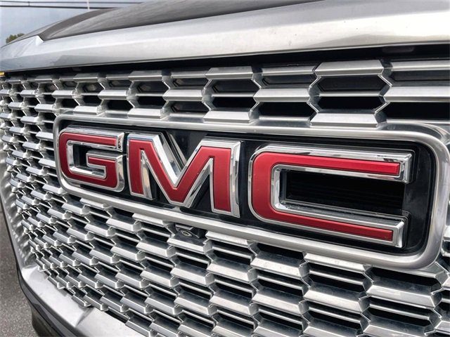 Used 2021 GMC Yukon Denali w/ Denali Premium Package image 34