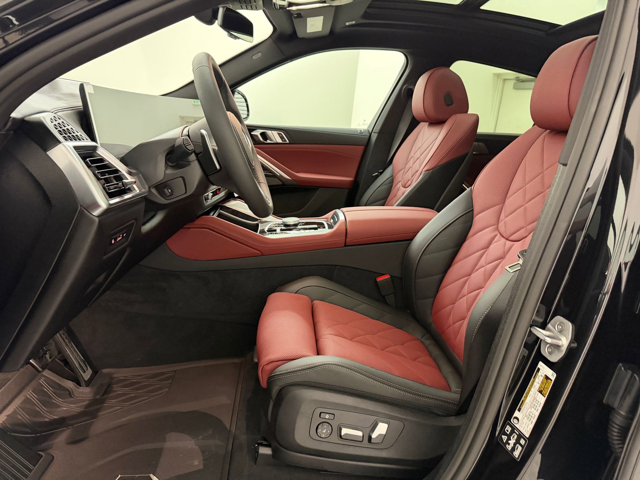 New 2026 BMW X6 xDrive40i w/ Premium Package image 5