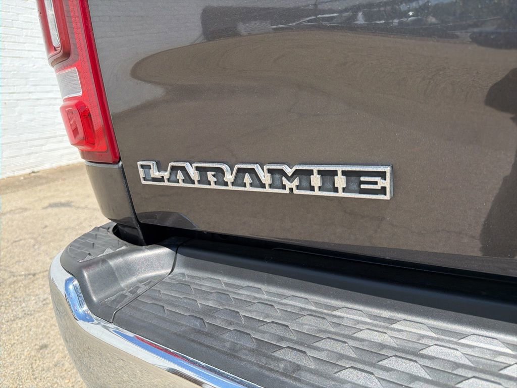 Used 2022 RAM 3500 Laramie AWD/4WD image 17