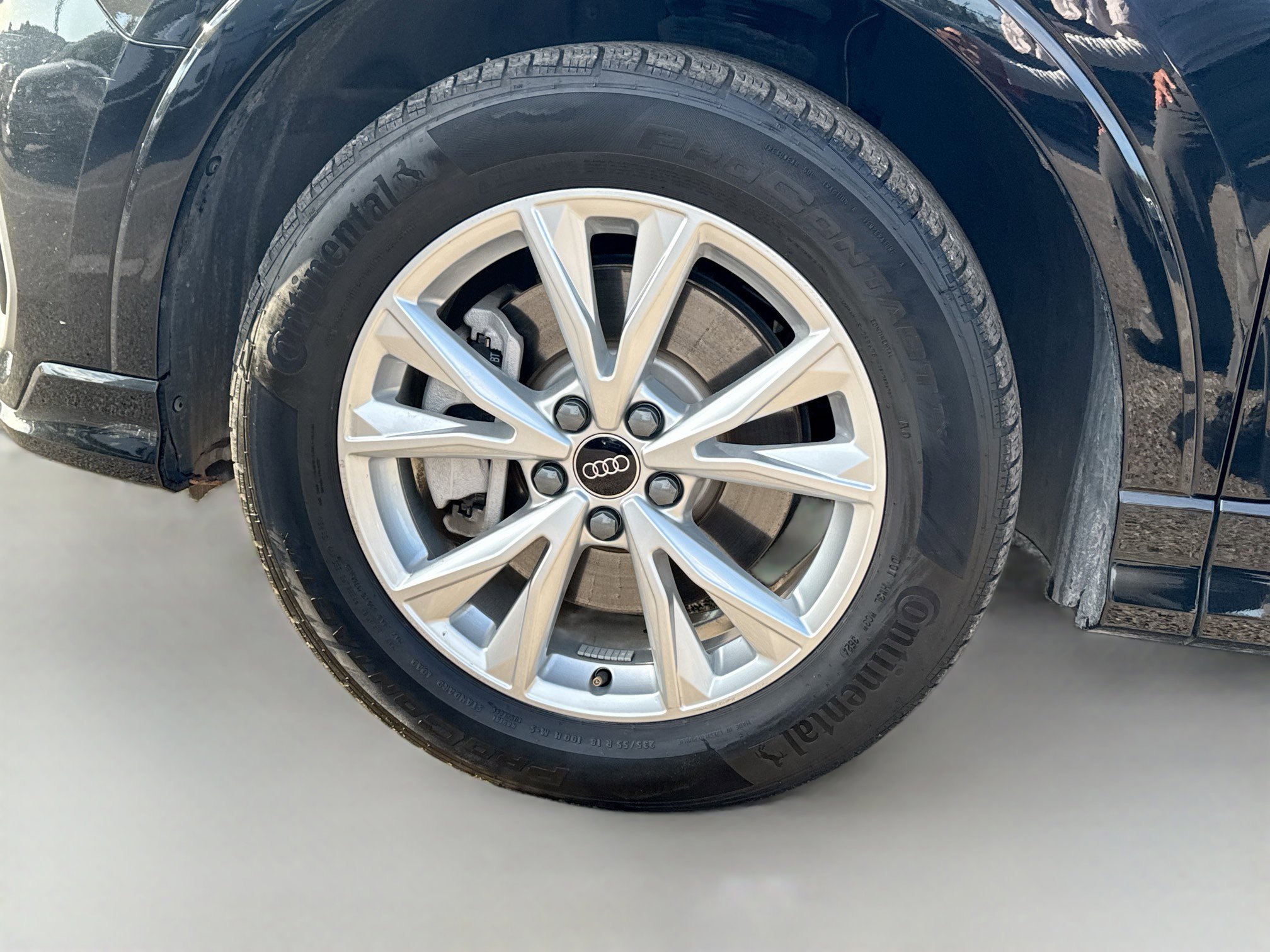 Used 2025 Audi Q3 2.0T Premium image 42