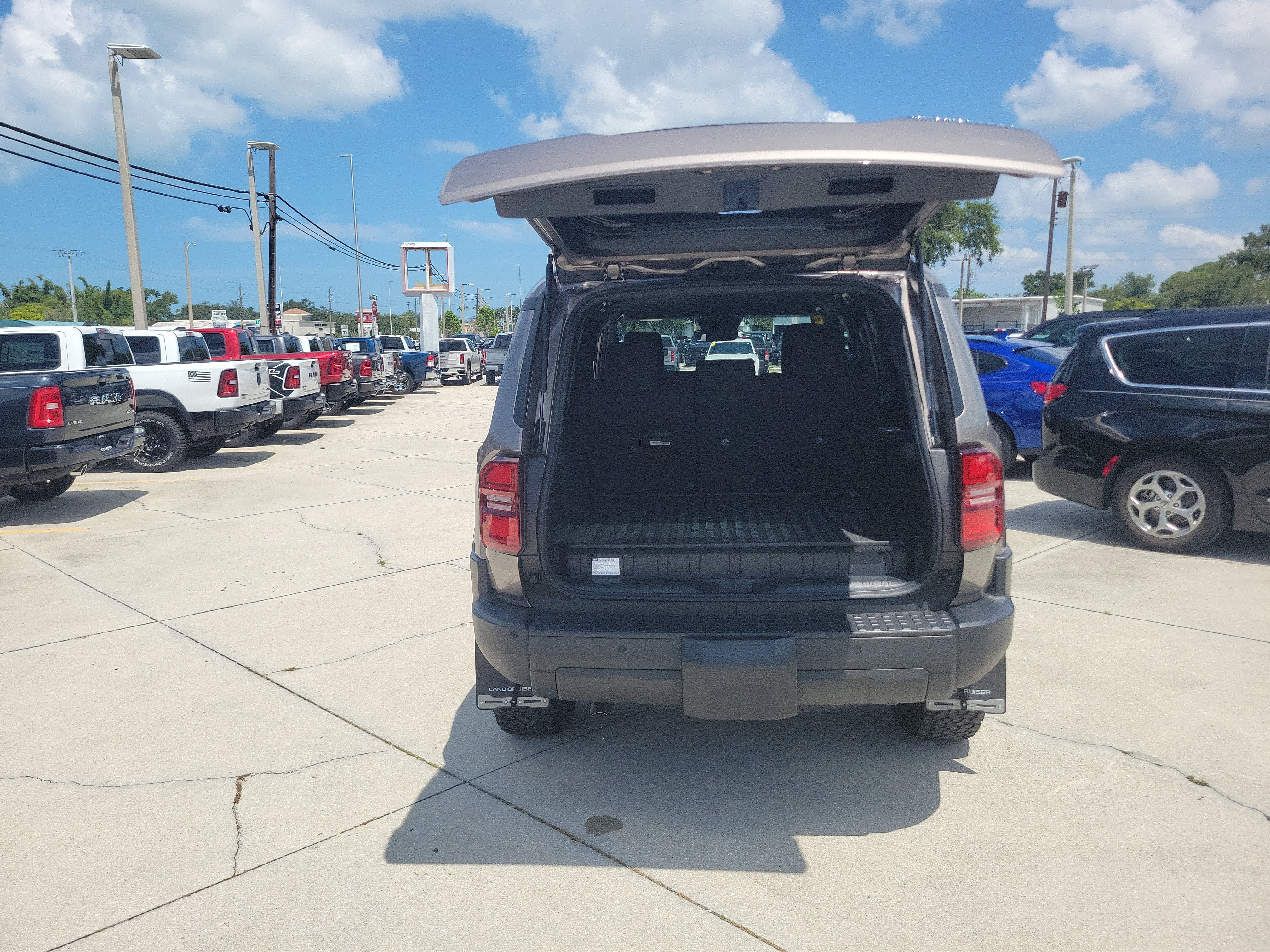 Used 2025 Toyota Land Cruiser 1958 AWD/4WD image 9