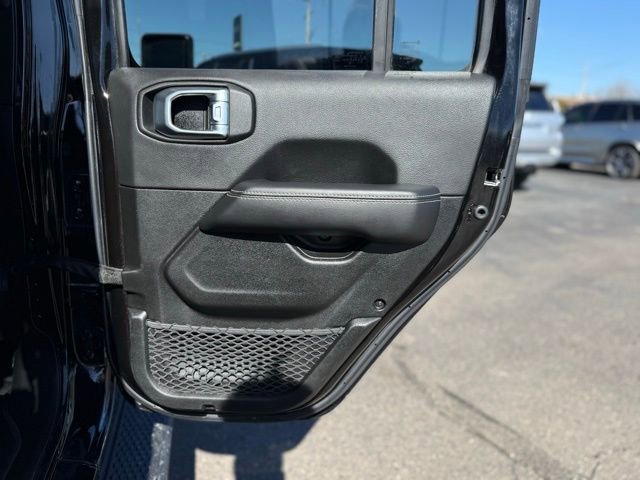 Used 2022 Jeep Gladiator Overland w/ Popular Equipment Package image 16