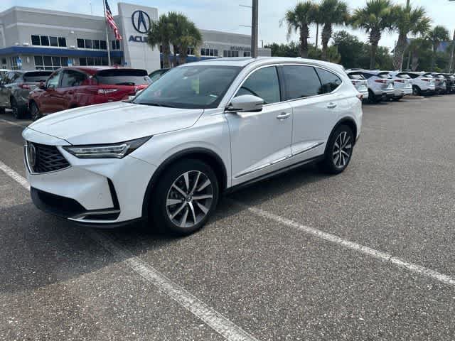 Certified 2025 Acura MDX FWD w/ Technology Package image 3