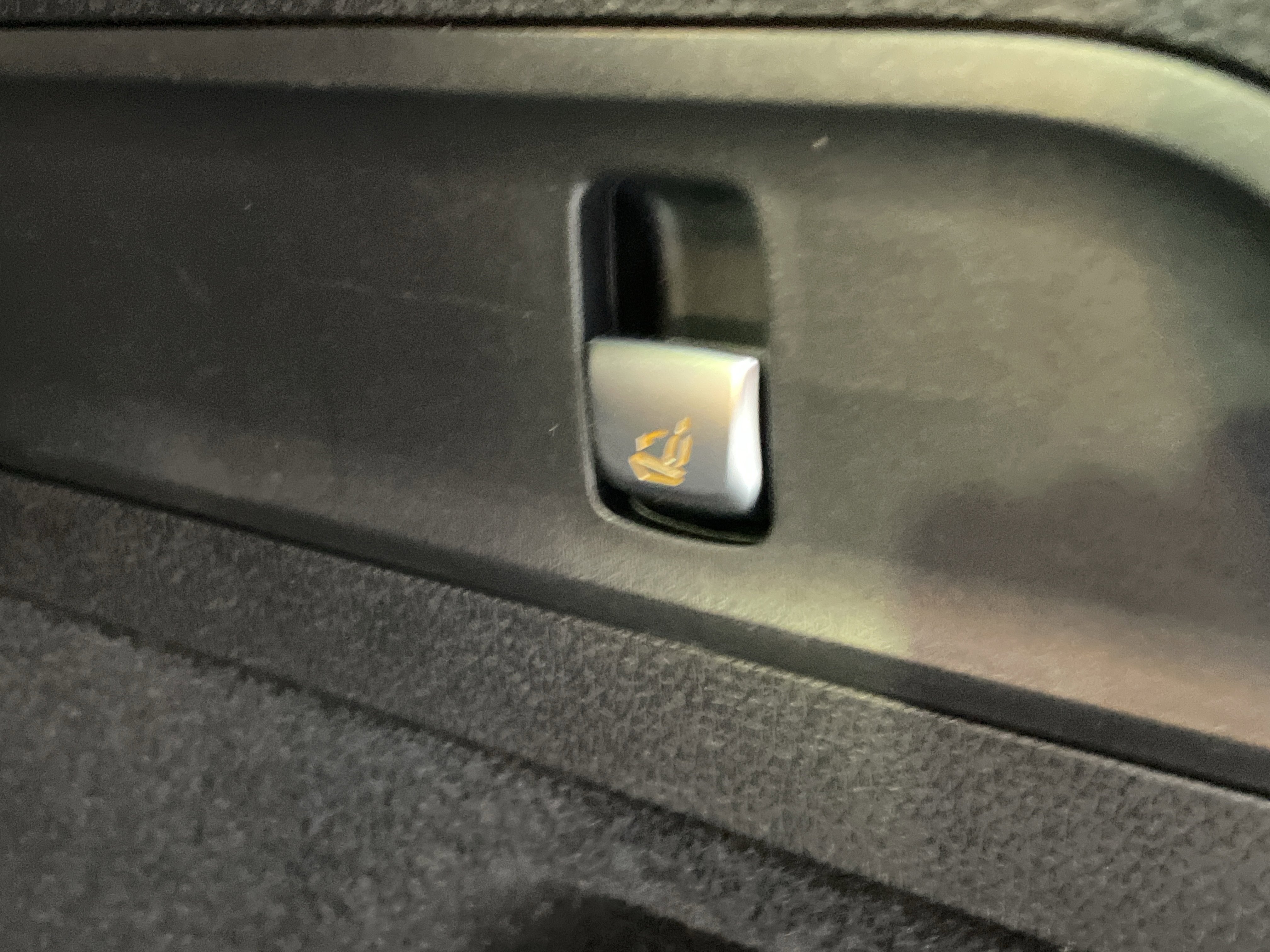 Certified 2022 Mercedes-Benz GLC 300 4MATIC w/ Driver Assistance Package image 12