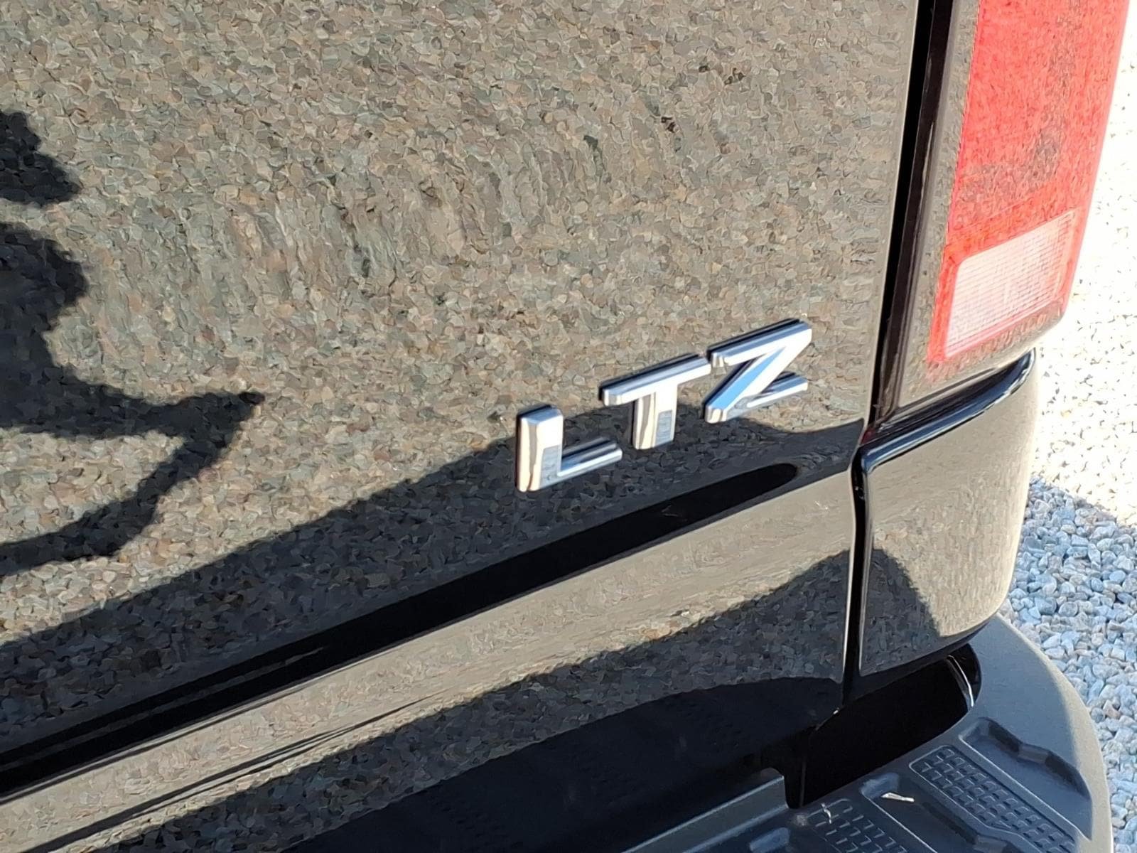 New 2026 Chevrolet Silverado 2500 LTZ w/ LTZ Premium Package AWD/4WD image 7