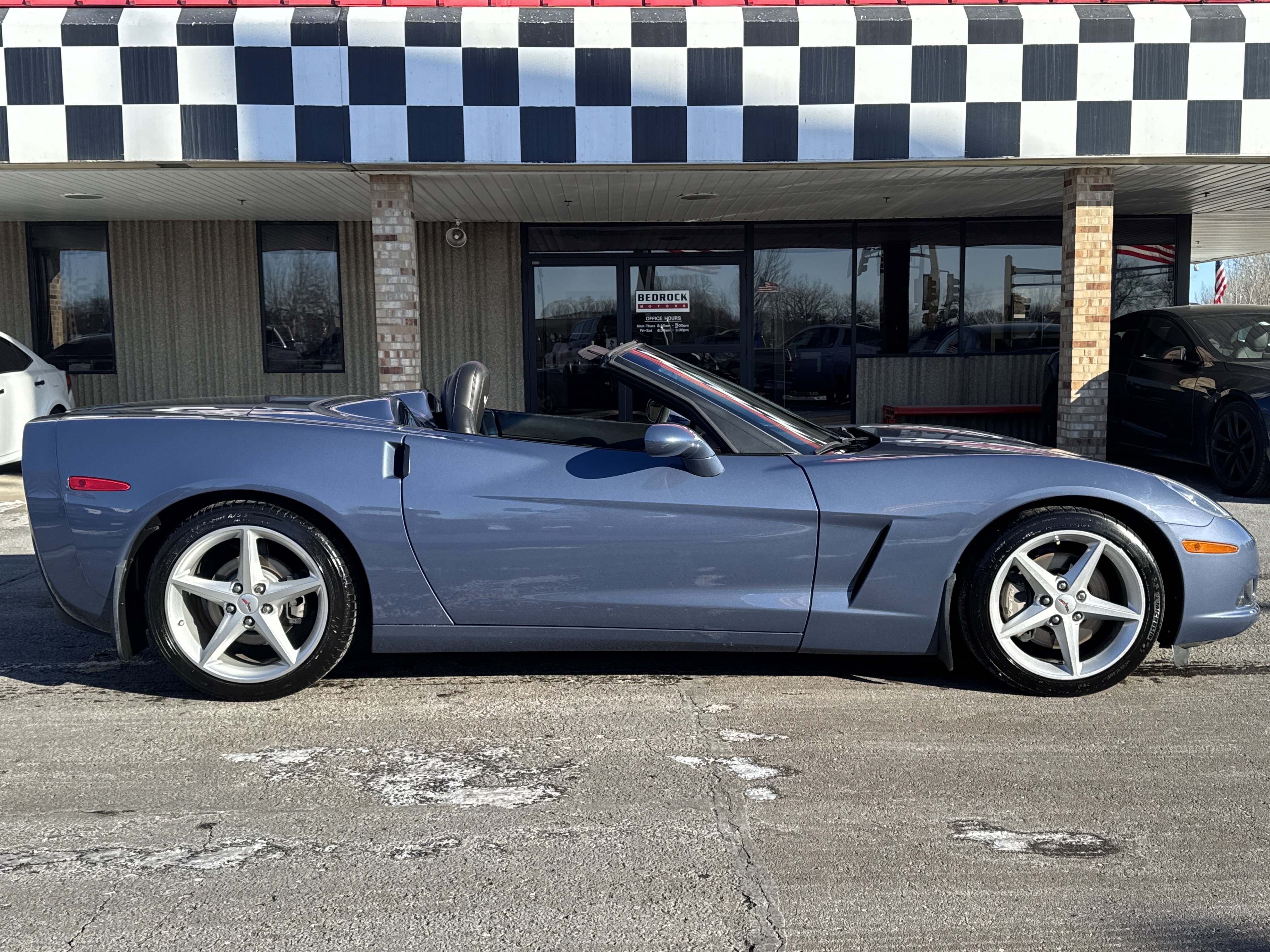 Used 2011 Chevrolet Corvette Convertible w/ Preferred Equipment Group image 8
