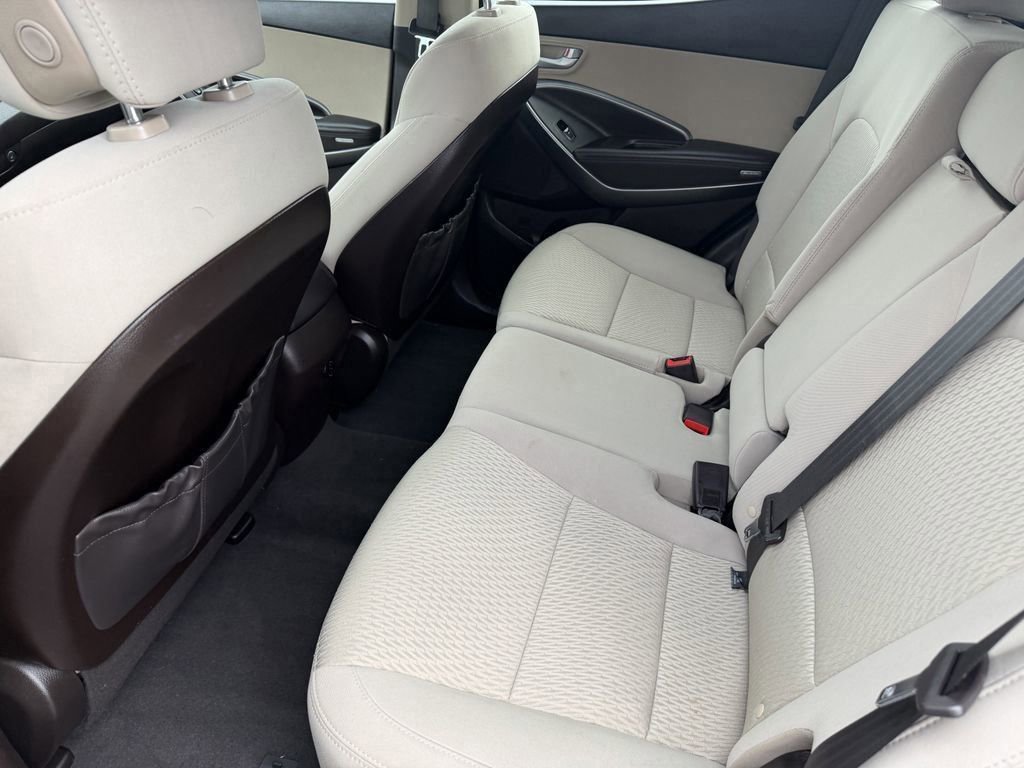Used 2017 Hyundai Santa Fe Sport image 14