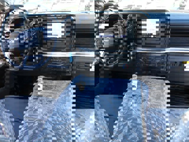 New 2026 Ford F250 XL w/ XL Chrome Package image 2