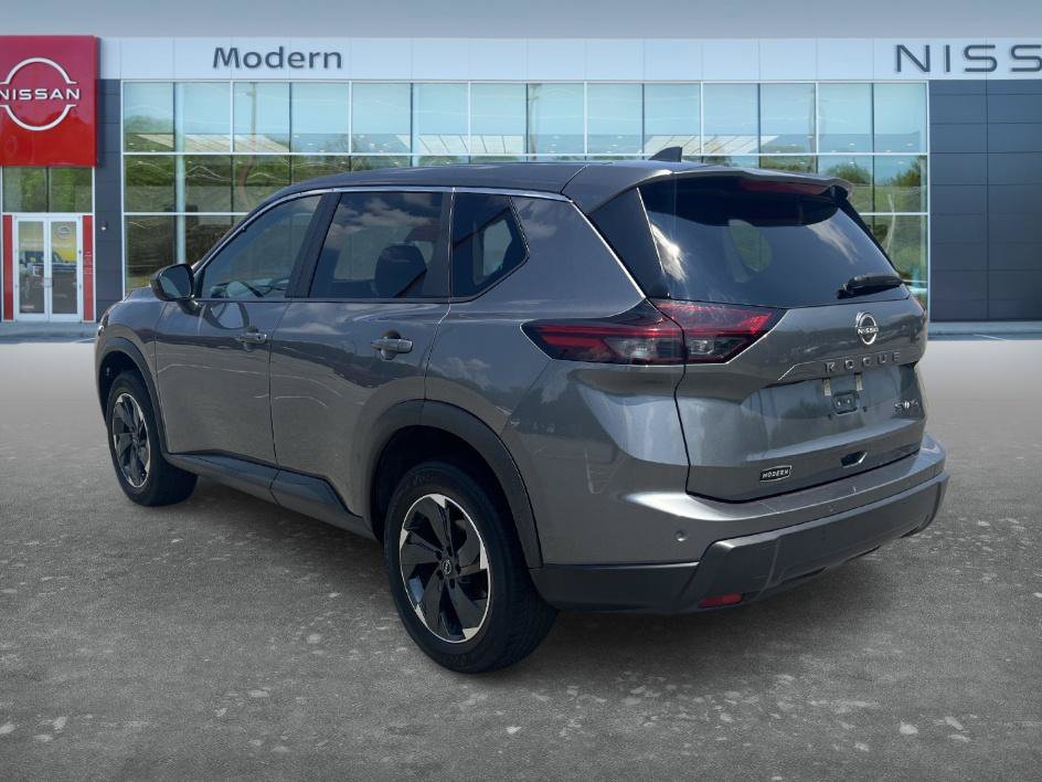 Certified 2024 Nissan Rogue SV AWD/4WD image 6