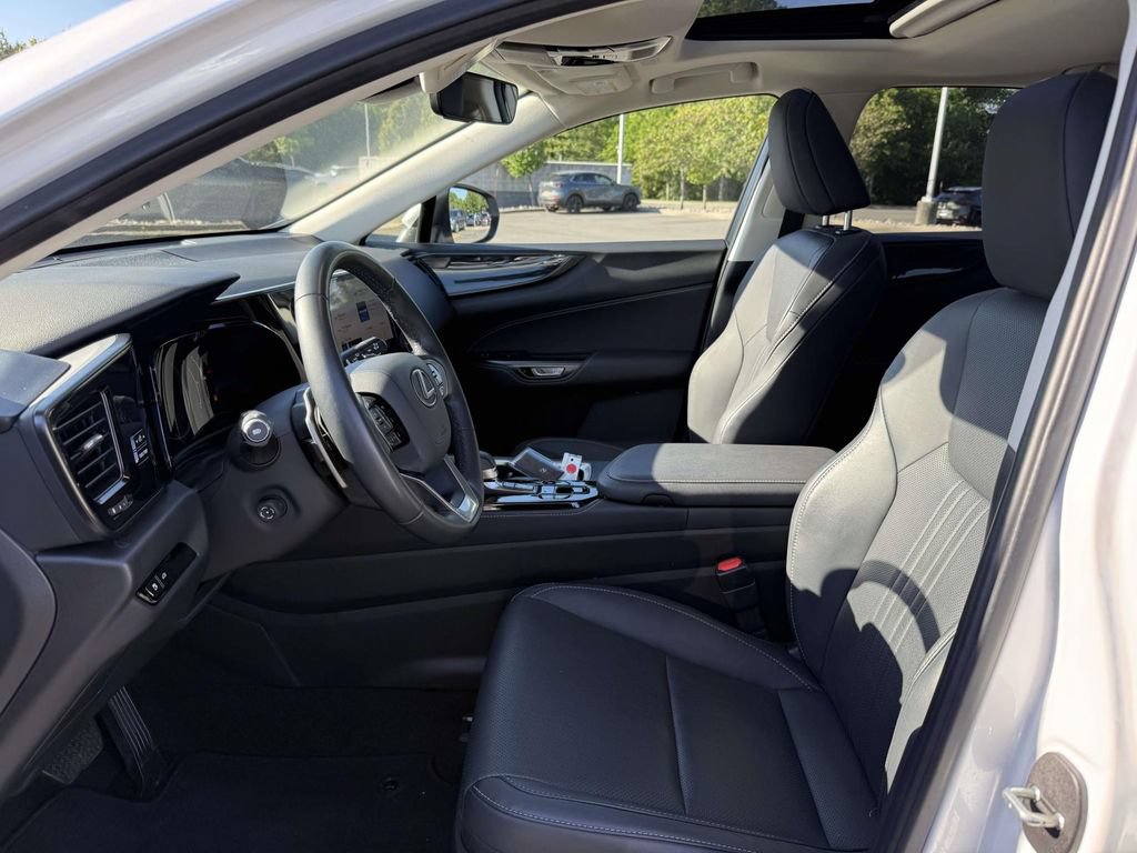 Used 2024 Lexus NX 350 AWD image 14