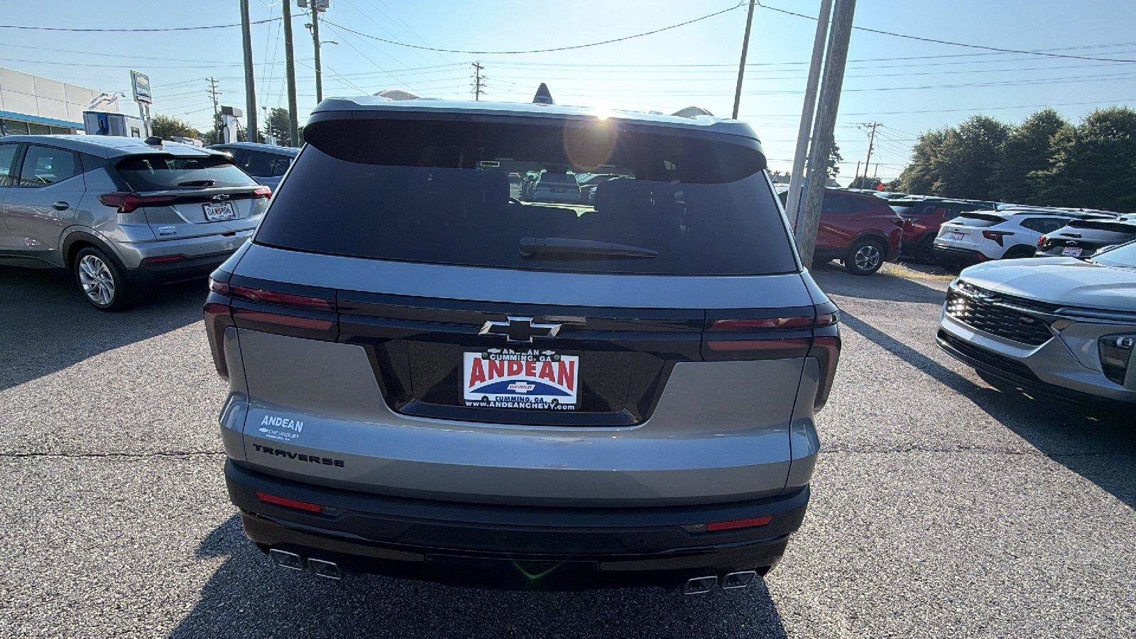 New 2027 Chevrolet Traverse LT w/ Midnight/Sport Edition FWD image 9