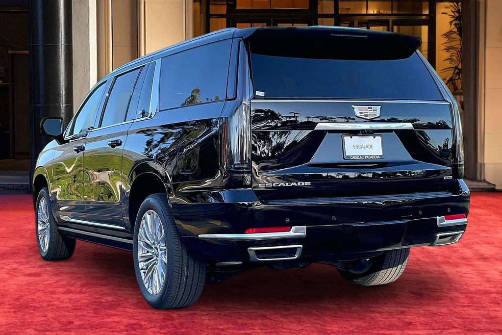 New 2026 Cadillac Escalade ESV Luxury image 4
