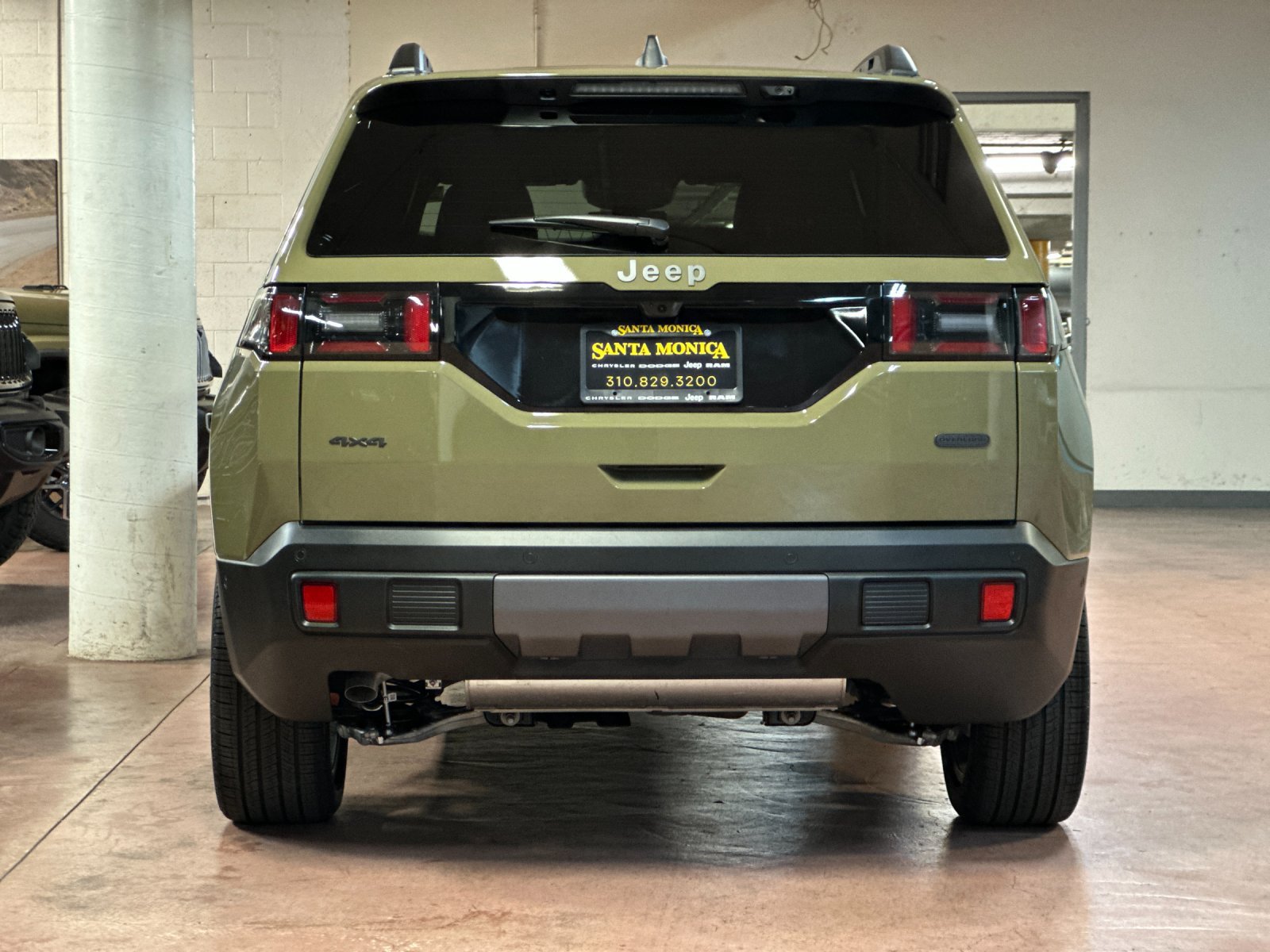 New 2026 Jeep Cherokee Overland w/ Advanced Pro Tech Group AWD/4WD image 4